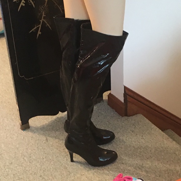 Bewitching Sexy Black Thigh High Patent Vinyl High Heel Boots Spirit Halloween - Picture 7 of 16